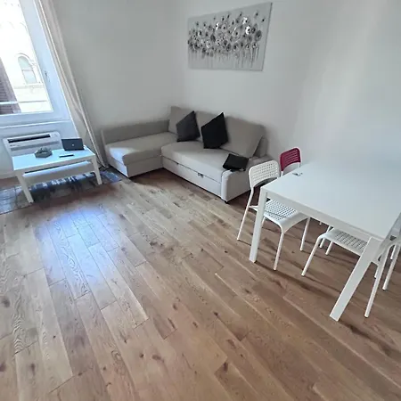 Realty Company Trevi Appartement *